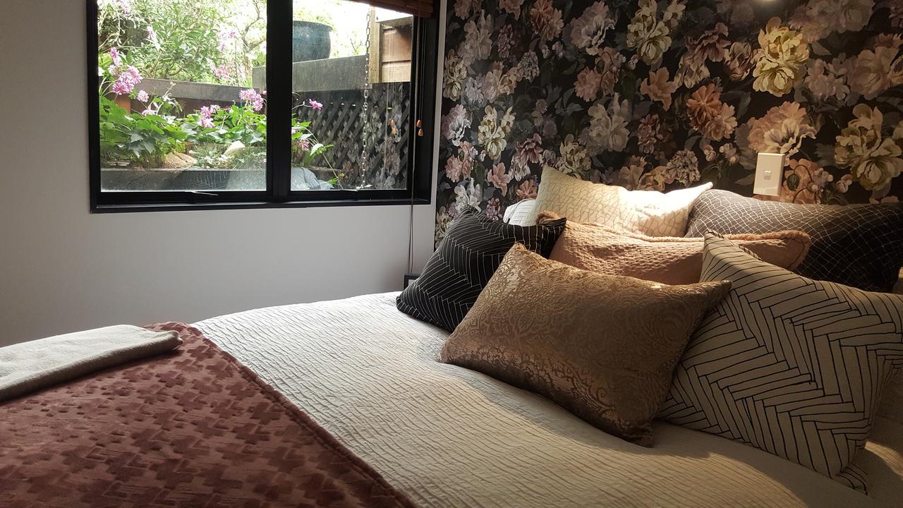 Sequoia Steps Bed & Breakfast New Plymouth Ngoại thất bức ảnh
